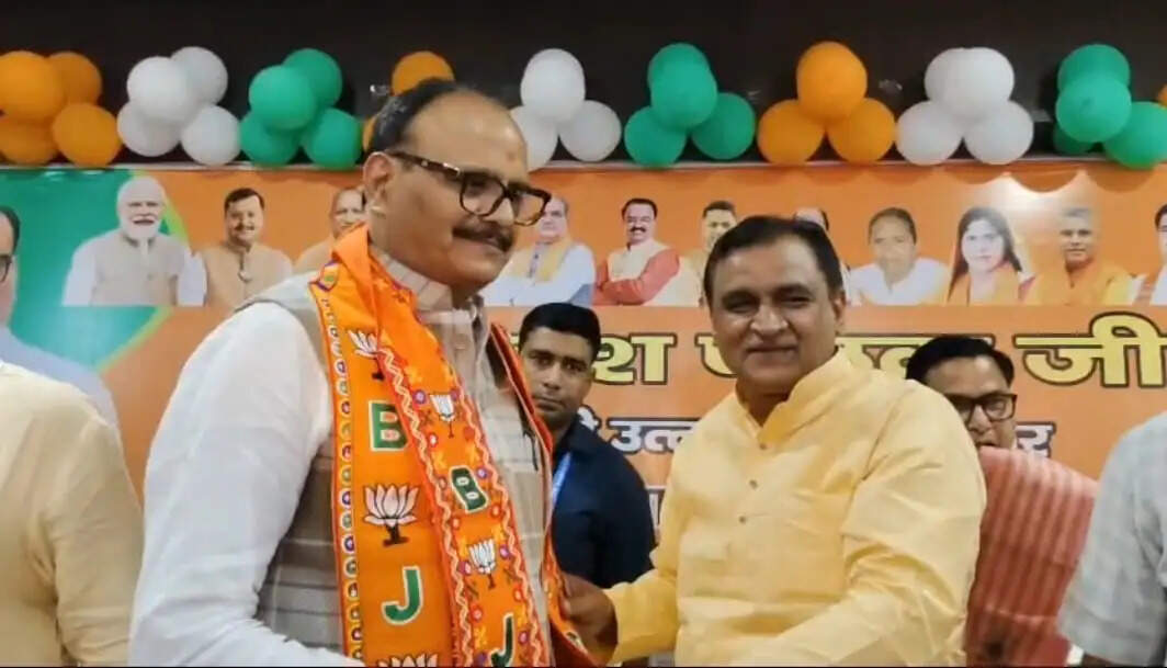 संभल पहुंचे उपमुख्यमंत्री बृजेश पाठक, कहा— उप्र में ऐतिहासिक जीत के साथ फिर सरकार बनाएगी भाजपा
