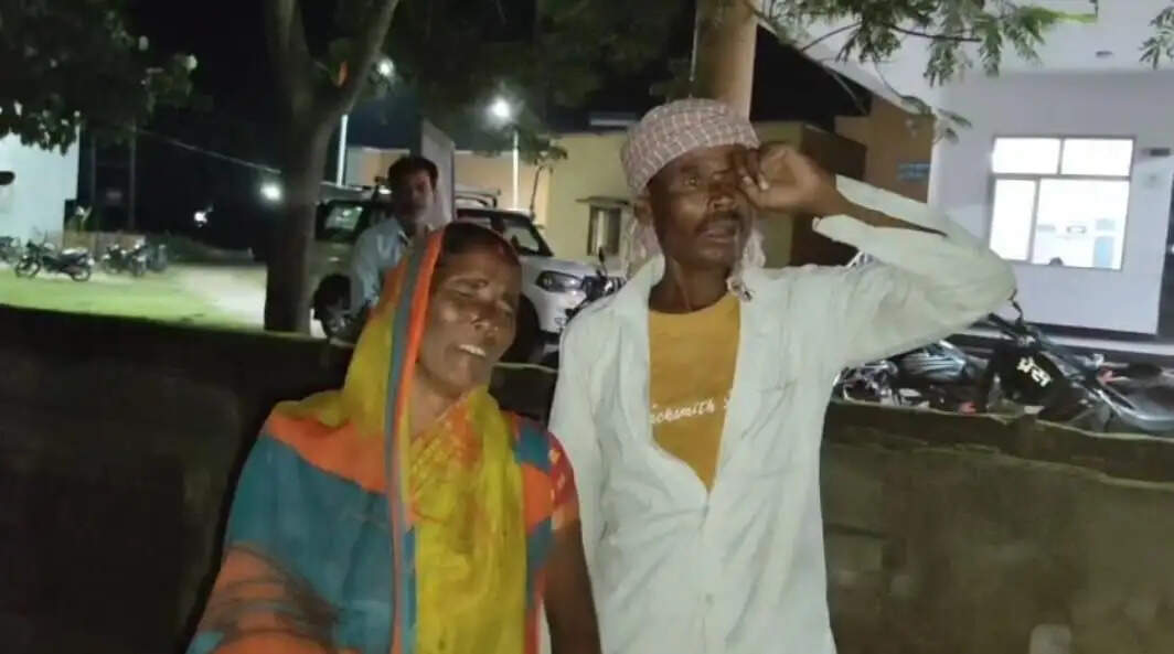 ट्रैक्टर की टक्कर से पति-पत्नी समेत तीन की मौत