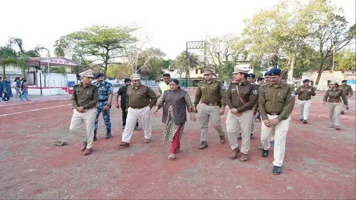 इंदौरः सिविल डिफेंस क्षमता संवर्धन प्रशिक्षण सम्मेलन एवं समीक्षा बैठक सम्पन्न