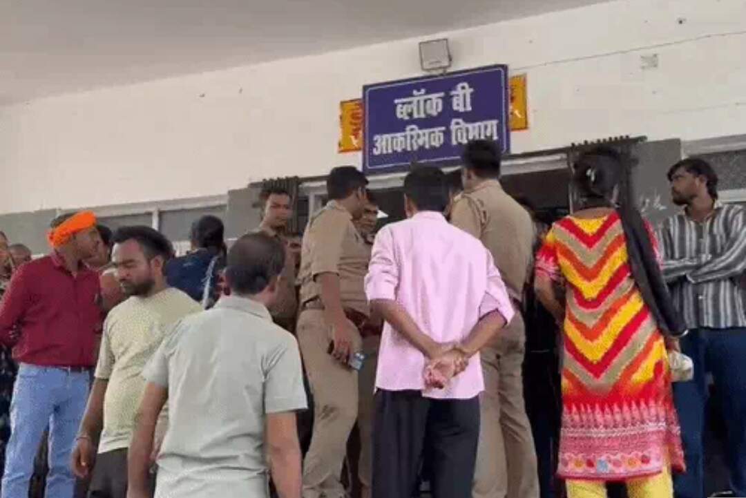 कानपुर में डांसर की संदिग्ध मौत, गले पर चोट के निशान