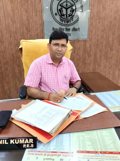 लम्बे समय से गैरहाजिर नौ महिला सहायक अध्यापक बर्खास्त