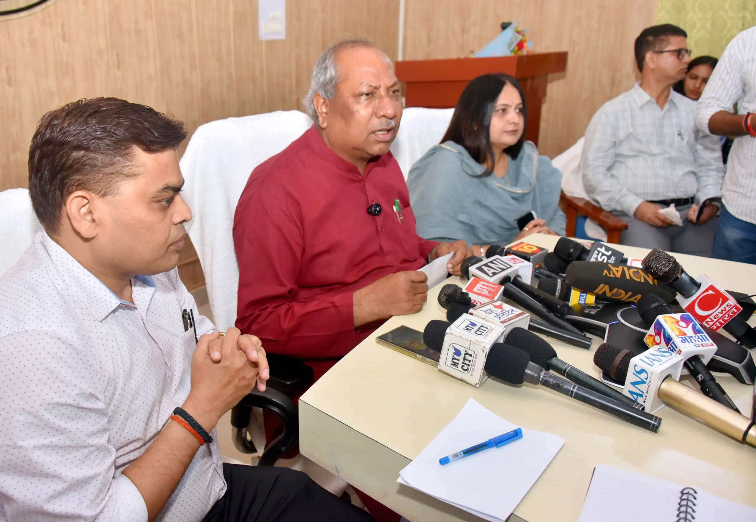 पीएमएमएसवाई में 14 से 24 अगस्त तक करें ऑनलाइन आवेदन, छह परियोजनाओं का मिलेगा लाभ : डॉ. संजय निषाद