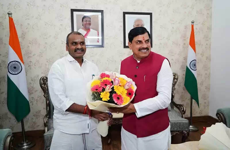 उज्जैन में शीघ्र प्रारंभ होगा आकाशवाणी केंद्र, मिली सैद्धांतिक सहमति