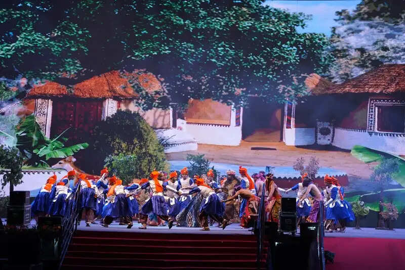 काशी की पावन धरा पर सम्राट विक्रमादित्य महानाट्य का हुआ भव्य समापन