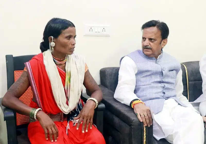 मप्र के बालाघाट में 24 बच्चों की मौत के बाद दो अधिकारियों को हटाया गया, राष्ट्रीय एससी आयोग ने मांगा जवाब