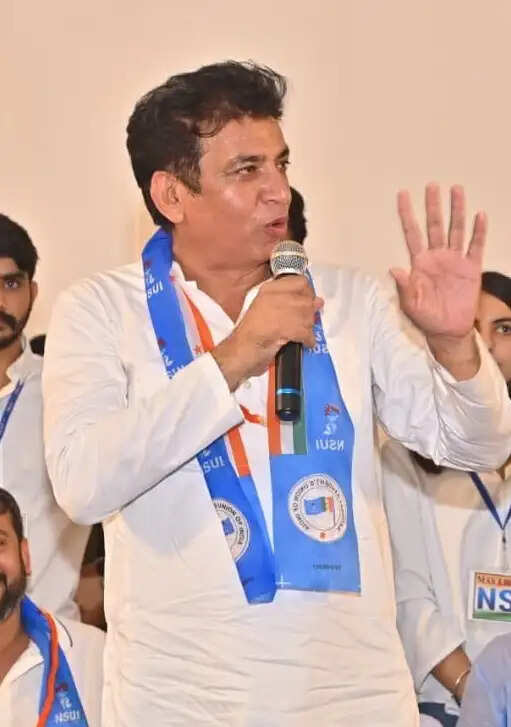 कांग्रेस ने दिल्ली में स्वाइन फ्लू मामलों में बढ़ोत्तरी को लेकर सरकार को घेरा