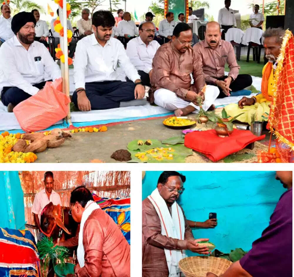 कृषि मंत्री नेताम ने मिट्टी एवं बीजों की पूजा की और ट्रैक्टर चलाकर बीजों की बुआई की