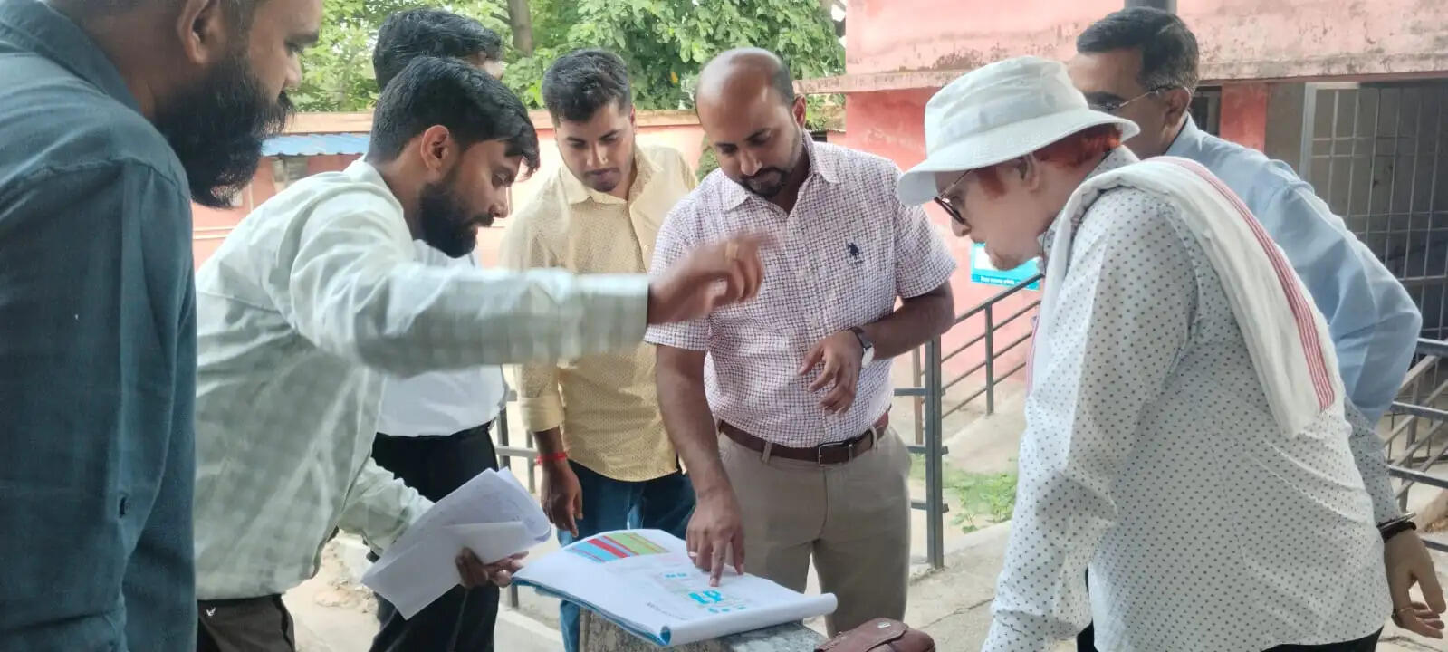 उपायुक्त ने ट्रॉमा सेंटर और सदर अस्पताल में 20 बेड के इमरजेंसी वार्ड बनाने का दिया निर्देश