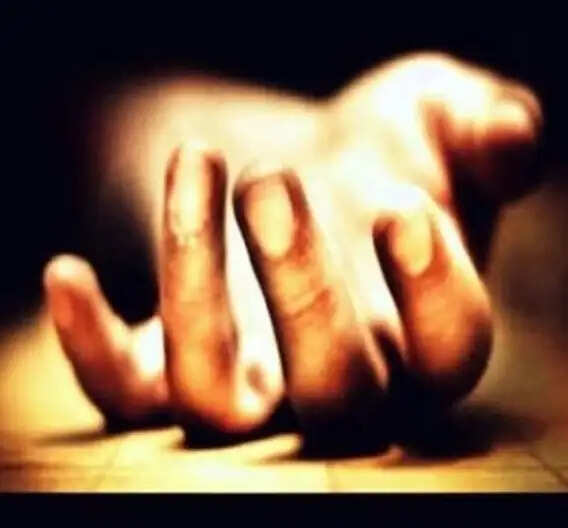 नोएडा में मानसिक तनाव के चलते महिला ने जहर खाकर दी जान