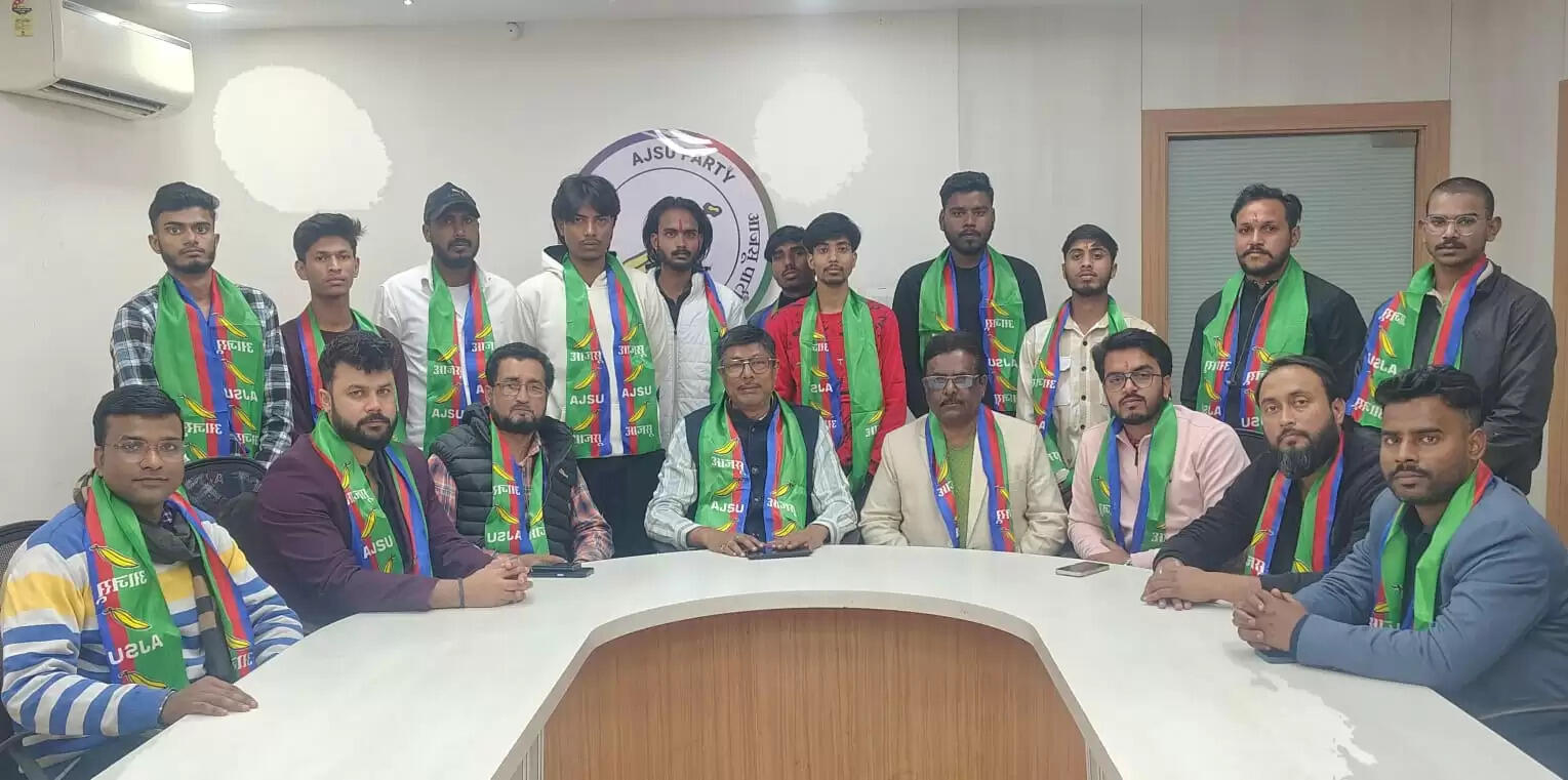 छात्रवृत्ति के मुद्दे पर तीन वर्ष से सोई थी राज्य सरकार : प्रवीण