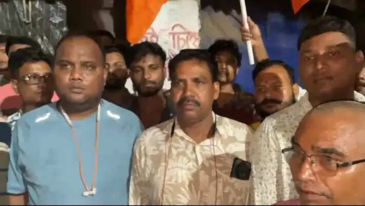 नयाग्राम व गोपीबल्लभपुर के विधायकों के मंत्री बनने पर भाजपा कार्यकर्ताओं ने मनाया जश्न