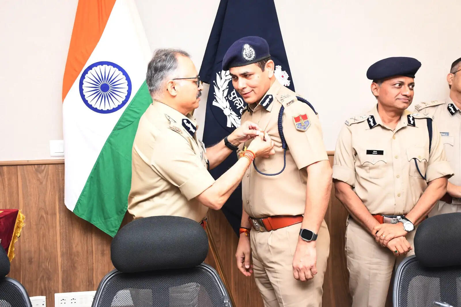 उत्कृष्ट सेवा के लिए तीन अधिकारियों को मिली डीजीपी डिस्क