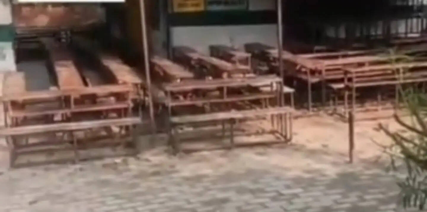 अमेठी में विद्यालय को बंद दिखाने पर मुकदमा दर्ज