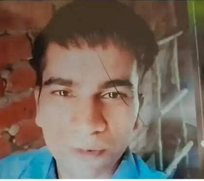 औरैया : करवा चौथ पर उजड़ा सुहाग, घरेलू विवाद में जहर खाने से पति की मौत