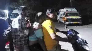 सीधी में स्वास्थ्य व्यवस्था पर सवाल,&nbsp;स्कूटी से ले जानी पड़ी लाश, अस्पताल में इलाज न मिलने का आरोप,&nbsp;वीडियाे&nbsp;वायरल