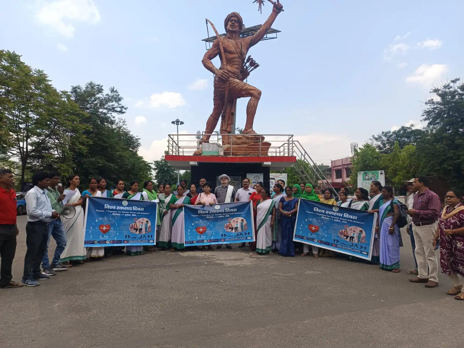 विश्व स्वास्थ्य दिवस पर संगोष्ठी और रैली का आयोजन