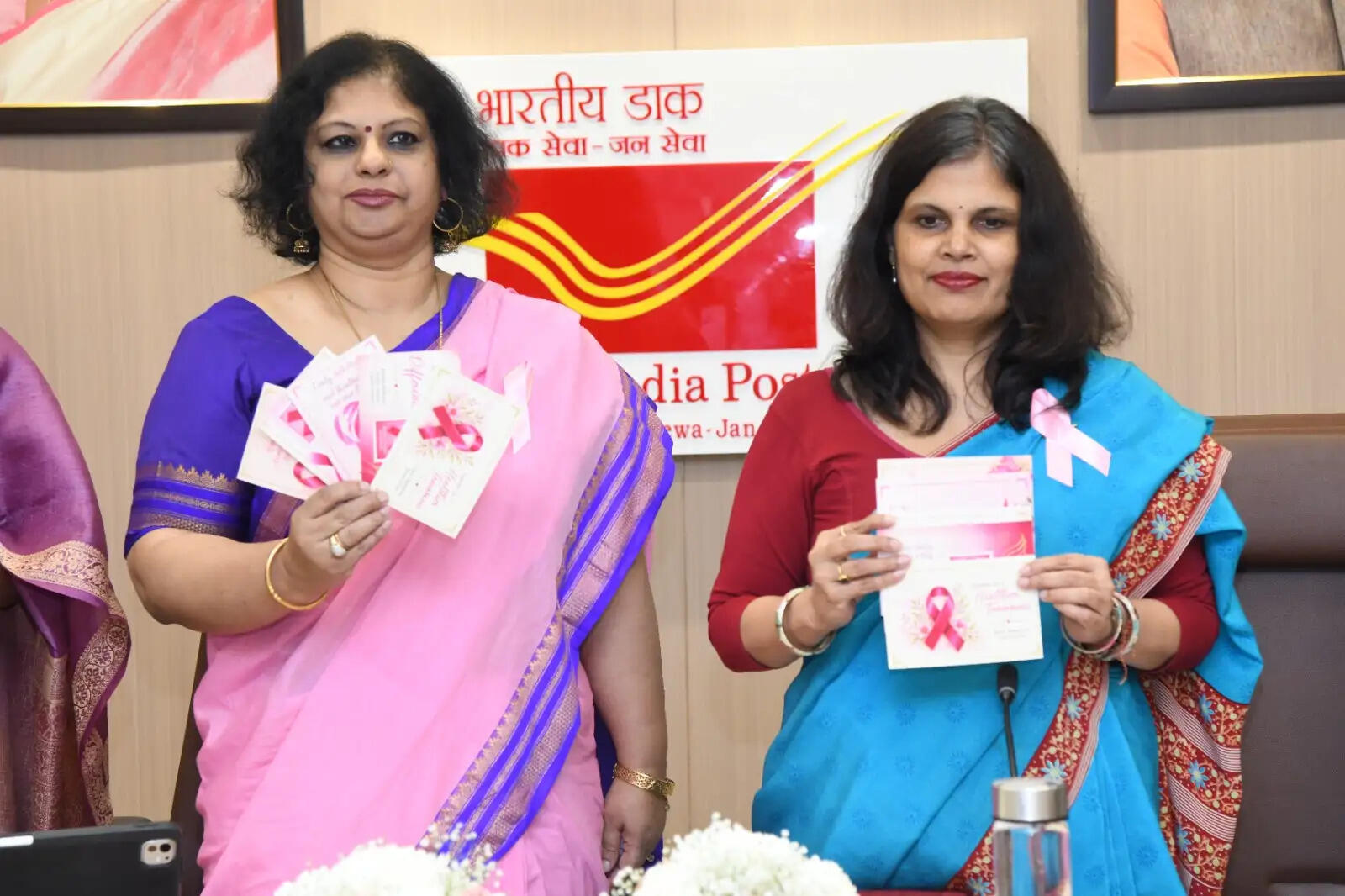 स्तन कैंसर के प्रति जागरूकता बढ़ाने के लिए डाक विभाग ने जारी किए स्मारक डाक टिकट