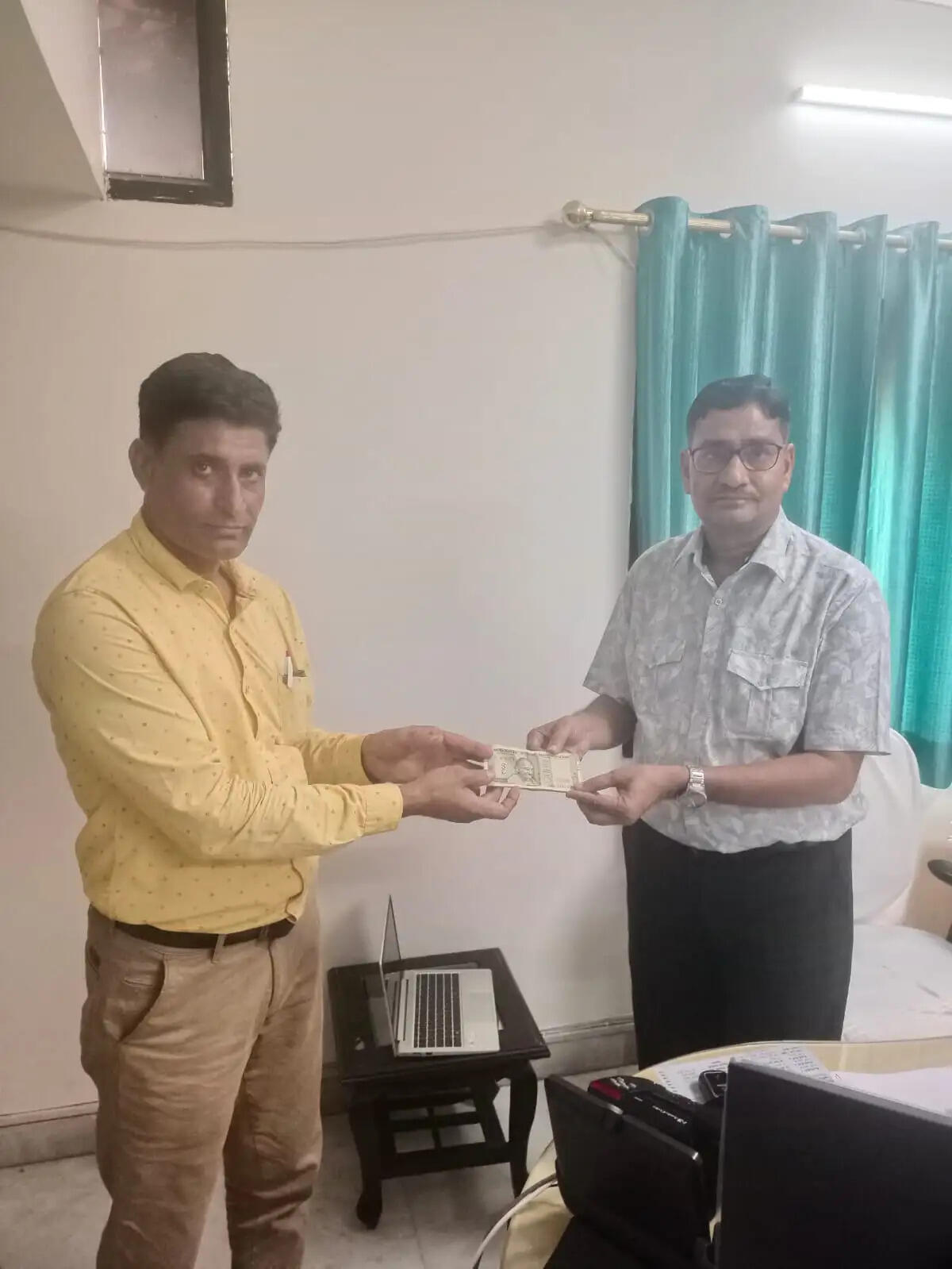 कांस्टेबल अमर सिंह की ईमानदारी बनी मिसाल