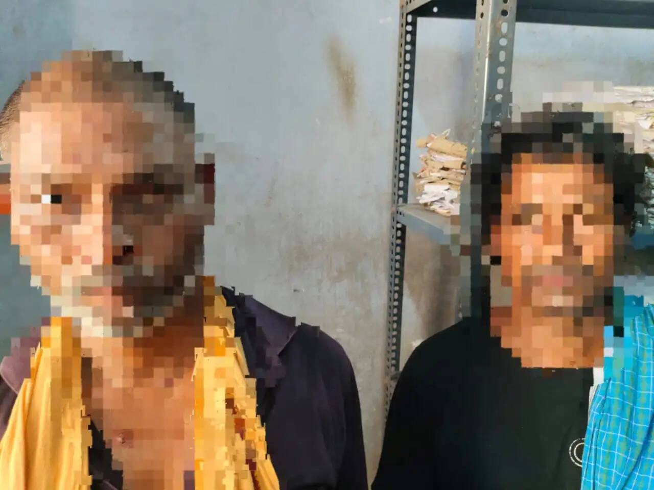 गौरा में चोरी के सामान के साथ दो गिरफ्तार