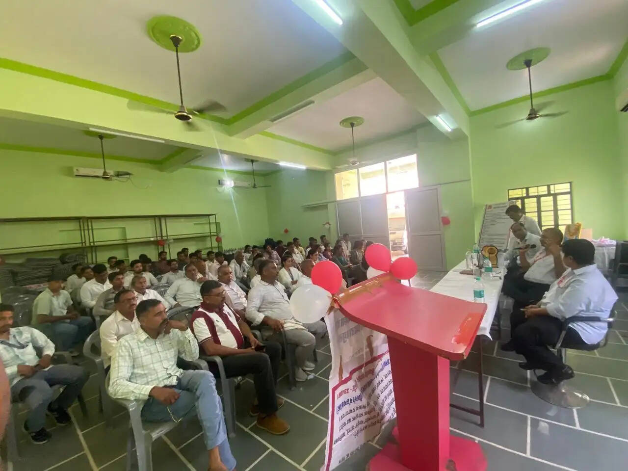 डाक जीवन बीमा करोड़पति अभियान के लक्ष्य हासिल करने के निर्देश