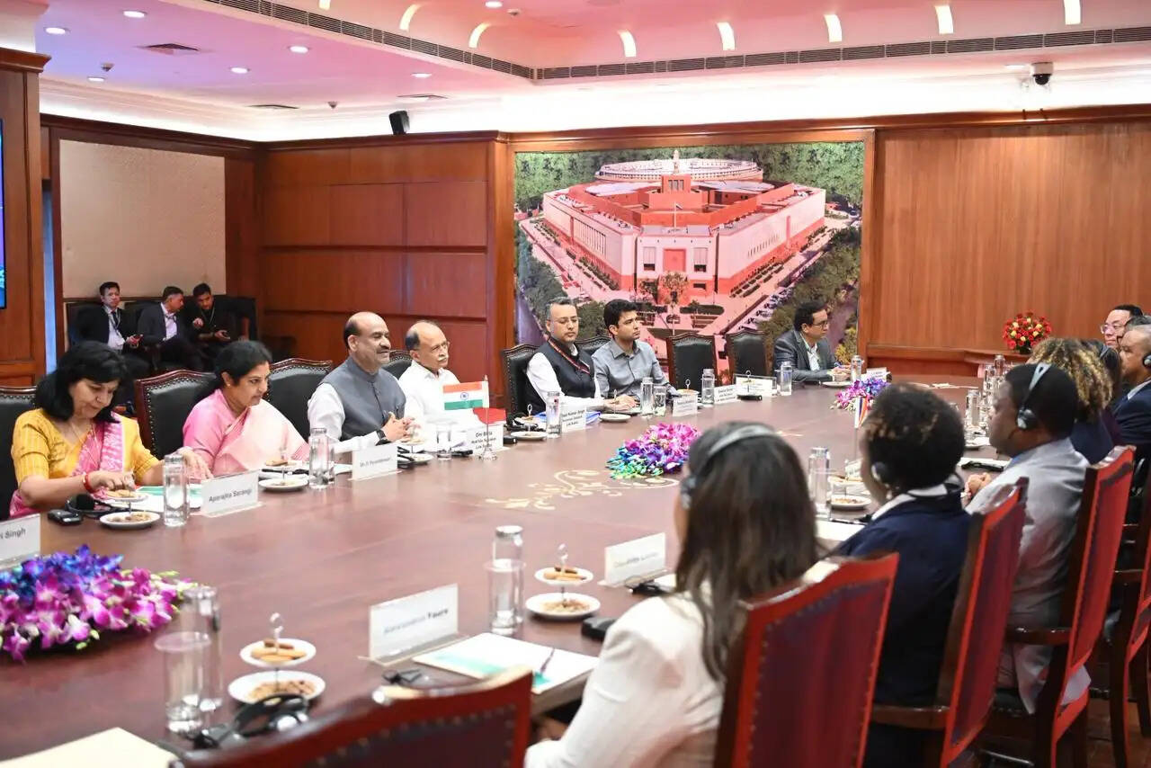 भारत-सेशेल्स संसदीय संबंधों को नई दिशा देने पर जोर, ओम बिरला से मिलीं अज़ारेल अर्नेस्टा