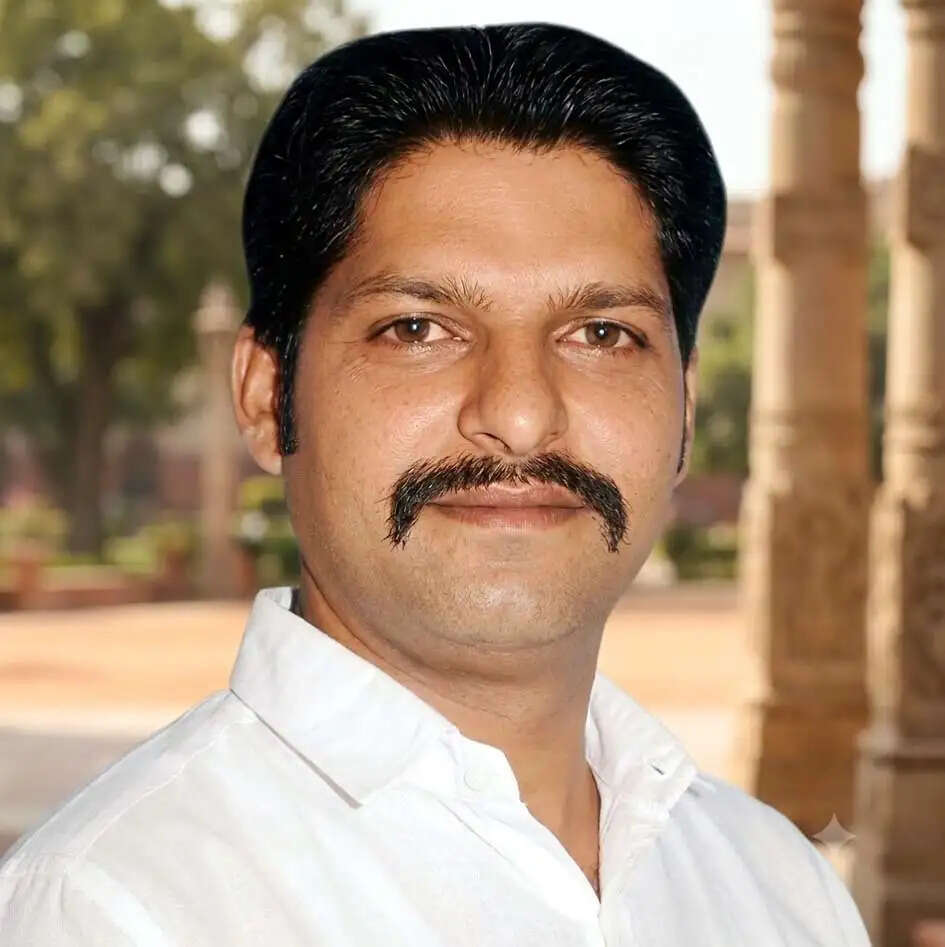 हिसार : रवि आहूजा को फिर मिली जजपा जिला प्रवक्ता की जिम्मेदारी