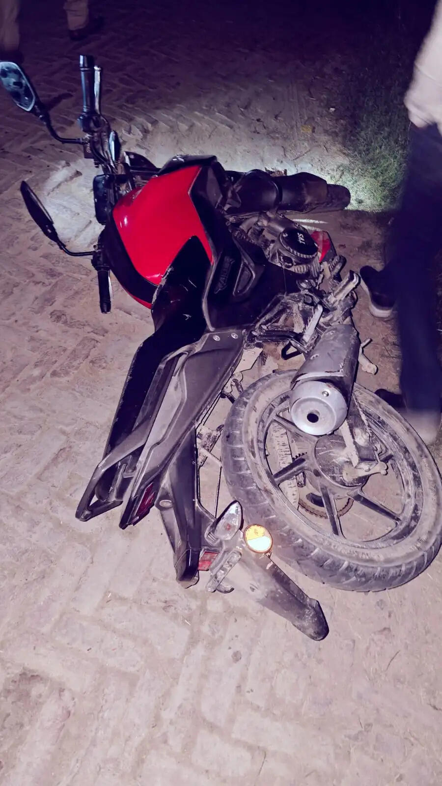 मुठभेड़ : हत्या के दो आरोपित घायल , तमंचा-कारतूस व चाकू बरामद