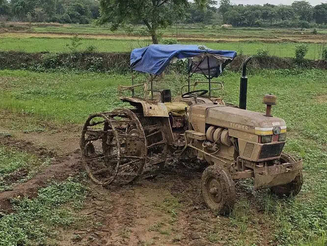 सड़कों पर लोहे के पहिए (केजव्हील) वाले ट्रैक्टर चलाने पर होगी कार्रवाई