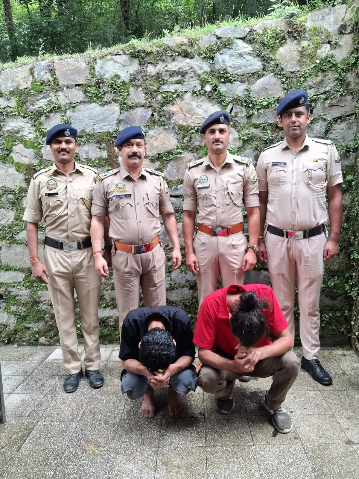 शिमला में 7 ग्राम चिट्टा के साथ दो आरोपी गिरफ्तार, तीन दिन के पुलिस रिमांड पर भेजे