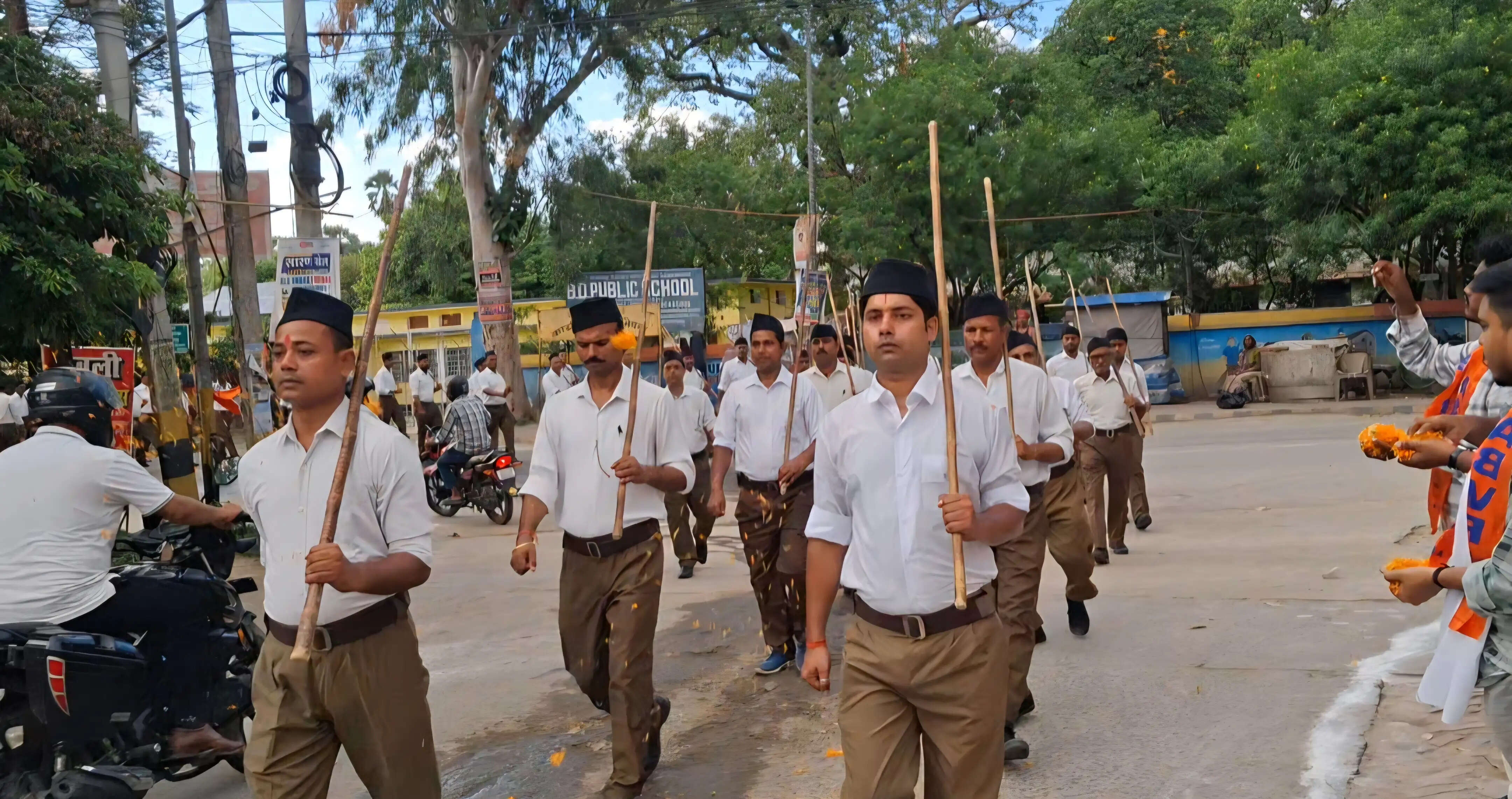 संघ के शताब्दी वर्ष पर छपरा में पथ संचलन कार्यक्रम का हुआ आयोजन