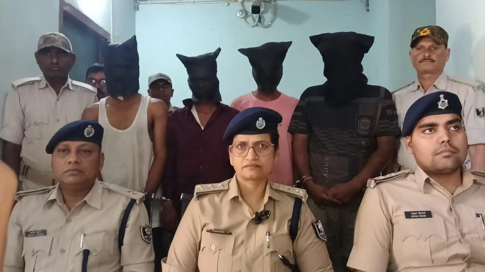 बिहार में सीवान जिले के जीरादेई ज्वेलरी लूटकांड का खुलासा, चार अपराधी गिरफ्तार