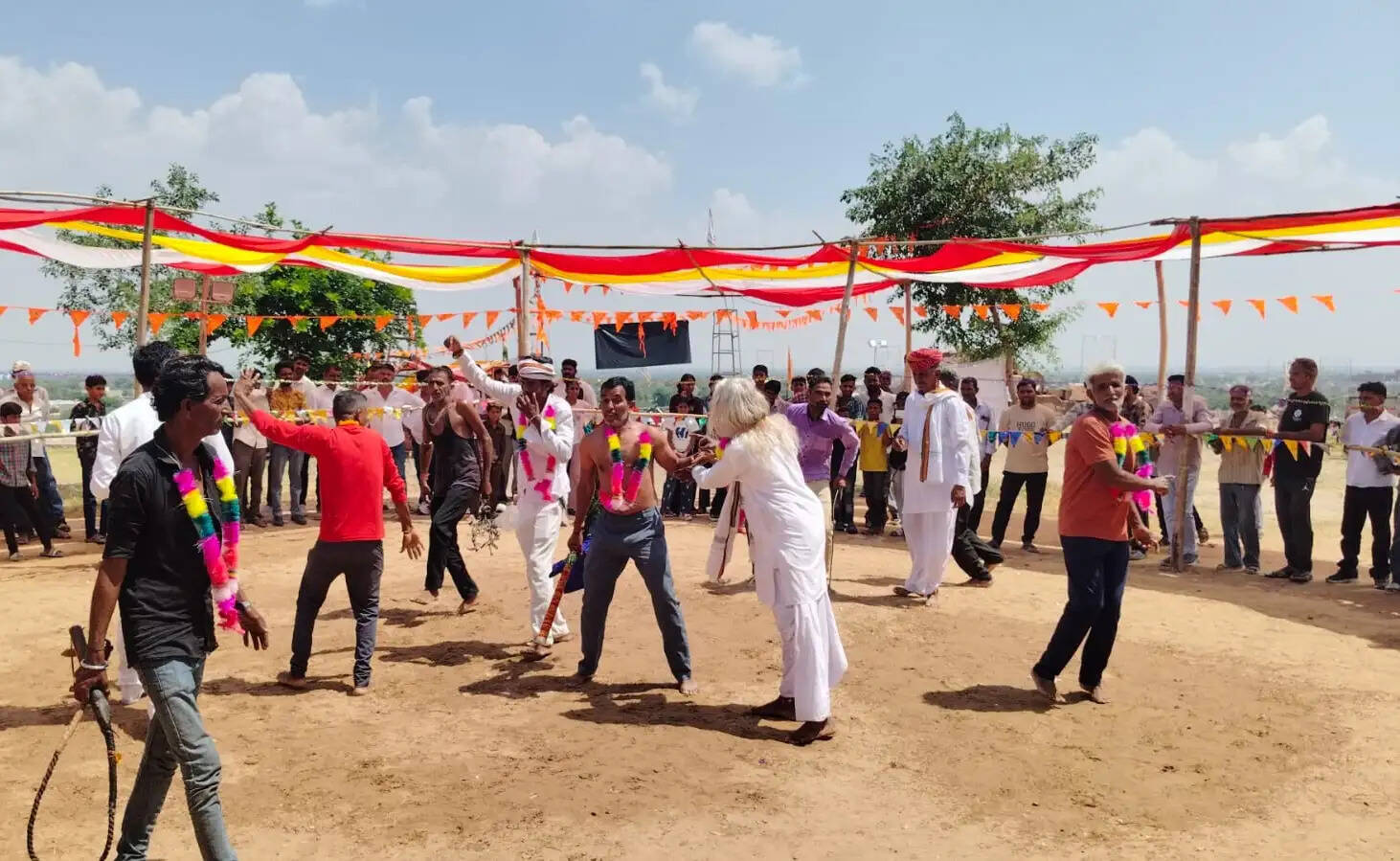 श्रद्धापूर्वक मनाई तेजा दशमी