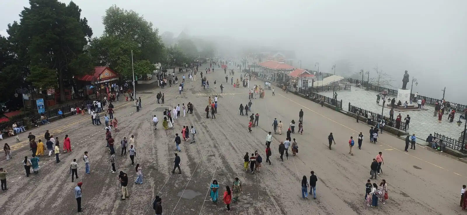 हिमाचल में 14 अगस्त तक भारी बारिश का येलो-ऑरेंज अलर्ट, 185 सड़कें बंद