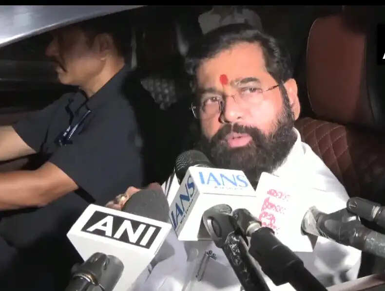 एकनाथ शिंदे की अमित शाह से मुलाकात, संसदीय क्षेत्रों में चल रहे विकास कार्यों पर हुई चर्चा