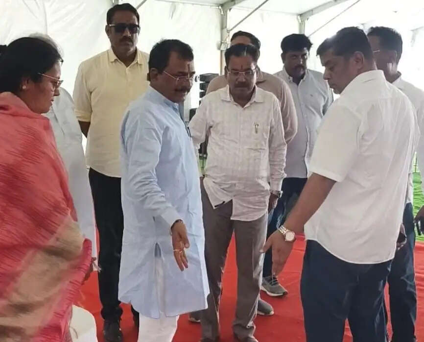 मुख्यमंत्री के दौरे को ऐतिहासिक बनाने के लिए कार्यकर्ता पूरी ताकत से जुटें – मुकेश दाधीच