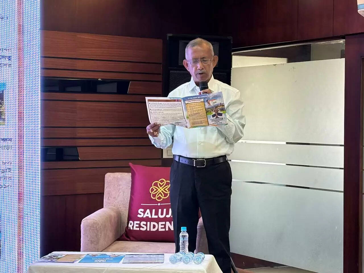 चुनाव 26 : घोषणा पत्र में गौतम देव का वादा, जीतने पर सिलीगुड़ी बनेगा जिला