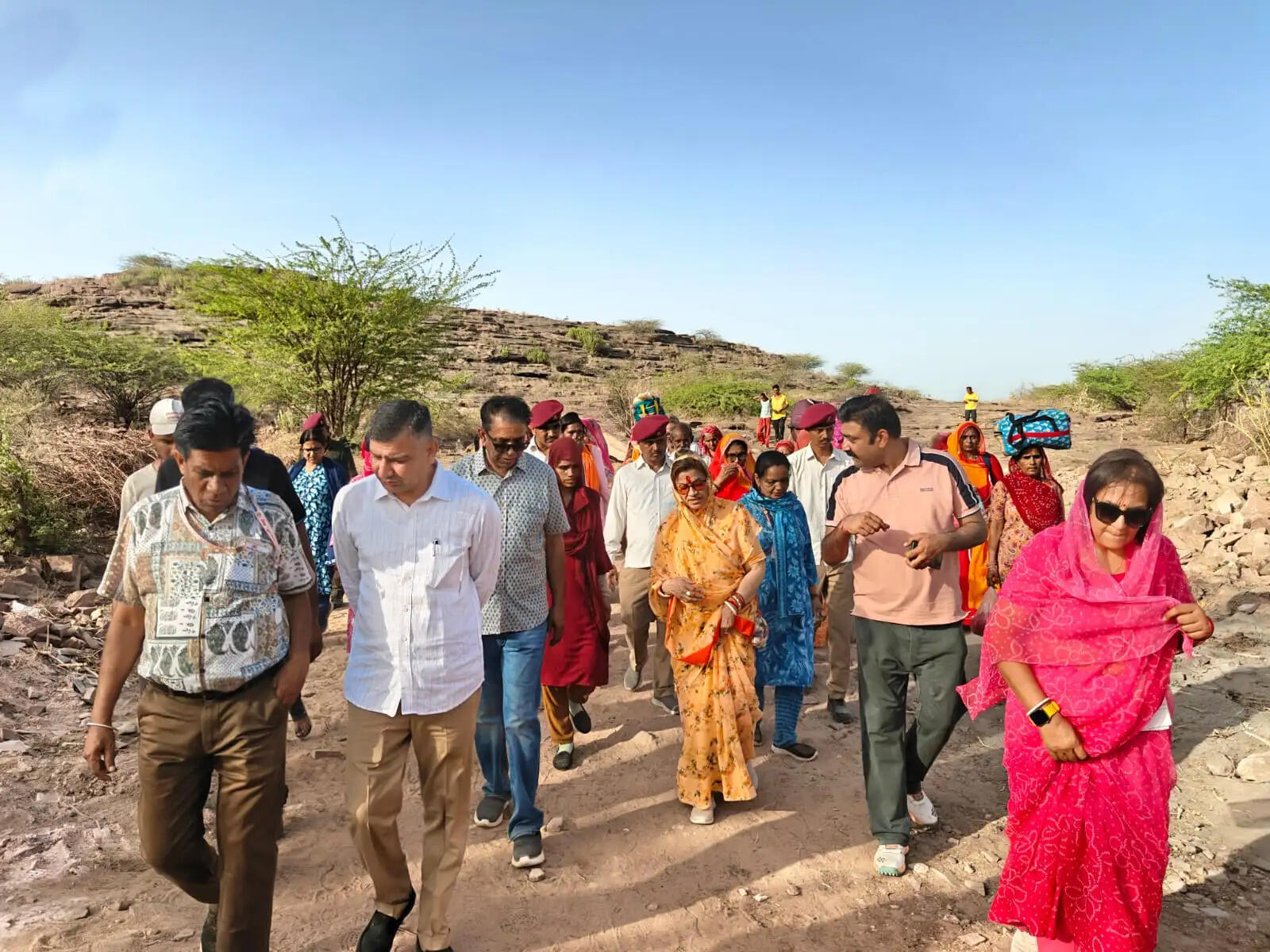 श्रद्धालुओं ने की बड़ली भैरू मंदिर से बैजनाथ तीर्थ तक की पद यात्रा