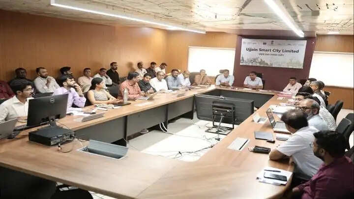 उज्जैनः सिंहस्थ के कार्यों में कमियां पड़ी भारी, ठेकेदारों पर 15 लाख पेनाल्टी