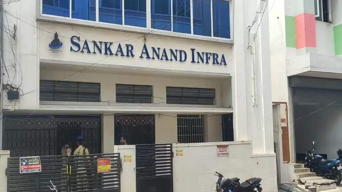 करूर में सेंथिल बालाजी के समर्थकों से जुड़े 7 स्थानों पर आयकर के छापे