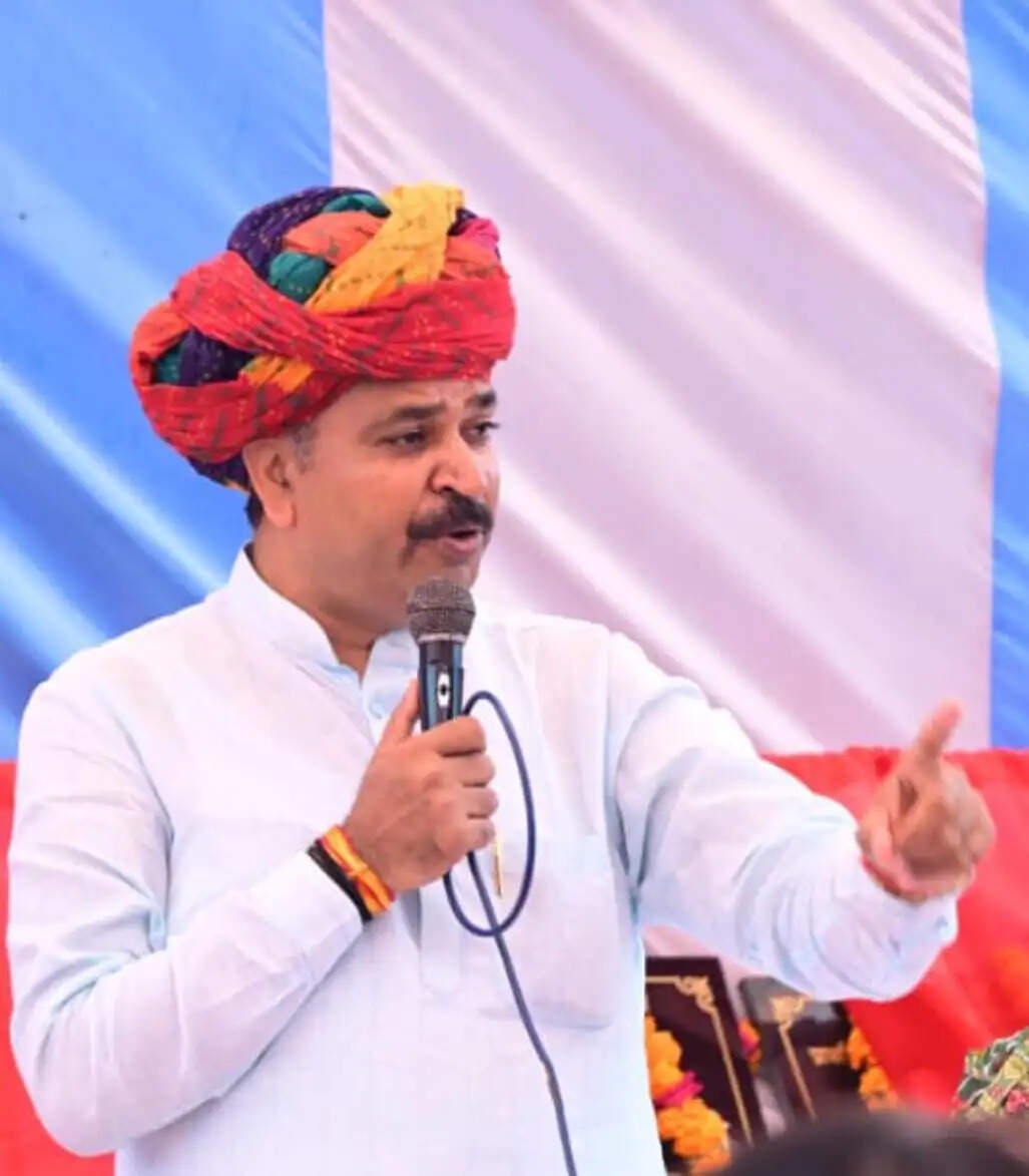 जूली का आरोप- अमित शाह के अलवर दौरे से पहले कांग्रेस नेताओं-कार्यकर्ताओं को हिरासत में लिया