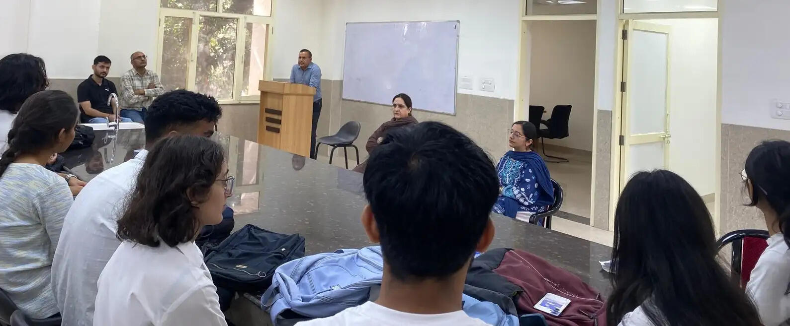 ‘मनोदर्पण’ सेल की पहल, करीब 20 विद्यार्थियों ने विशेषज्ञ से लिया परामर्श
