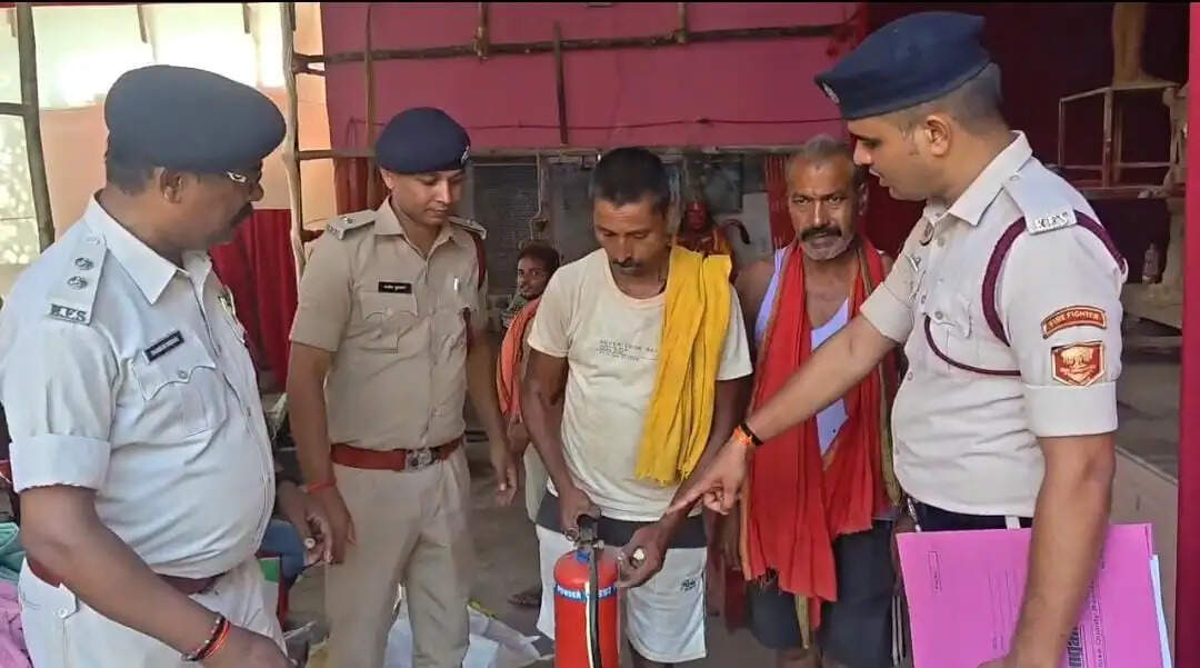 भागलपुर अग्निशमन सेवा ने मॉक ड्रिल के जरिए युवाओं को सिखाए बचाव के गुर