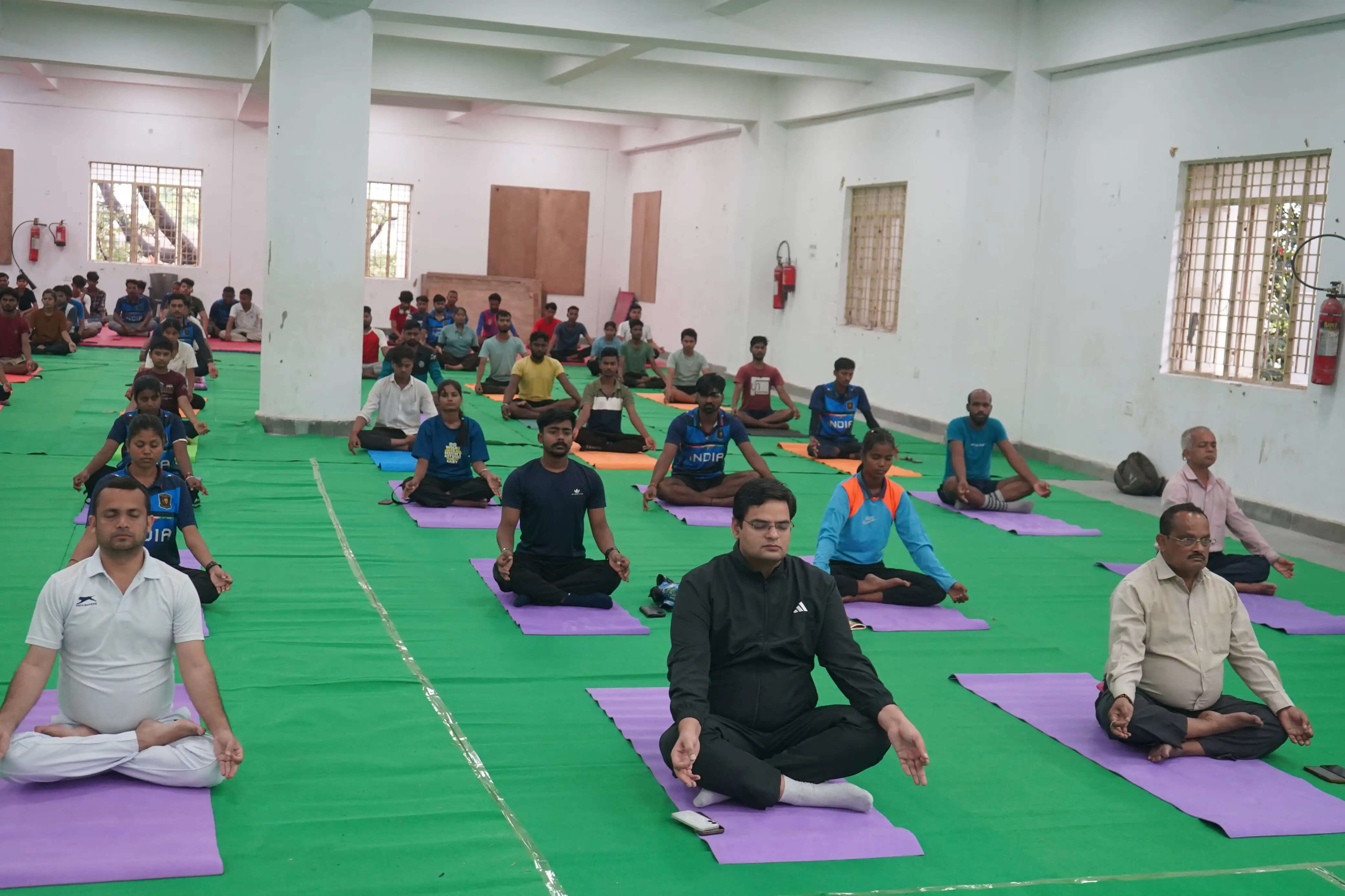 डीएम की अगुवाई में योग दिवस पर कार्यक्रम आयोजित,स्वास्थ्य और अनुशासन का दिया संदेश