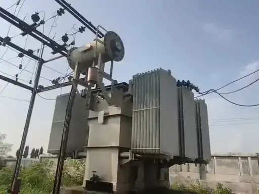 शहडोल: विश्वविद्यालय के सबस्टेशन से बंद ट्रांसफार्मर के पार्ट्स चोरी, कॉपर बाइंडिंग और तेल ले गए बदमाश