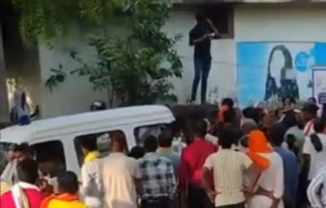 लापता मजदूर का शव बिहार में नदी किनारे मिला