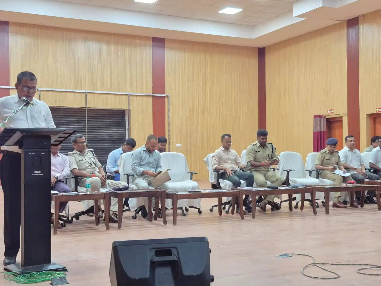 मद्य निषेध सिपाही भर्ती परीक्षा को लेकर जिलाधिकारी एवं एसपी ने की संयुक्त ब्रीफिंग