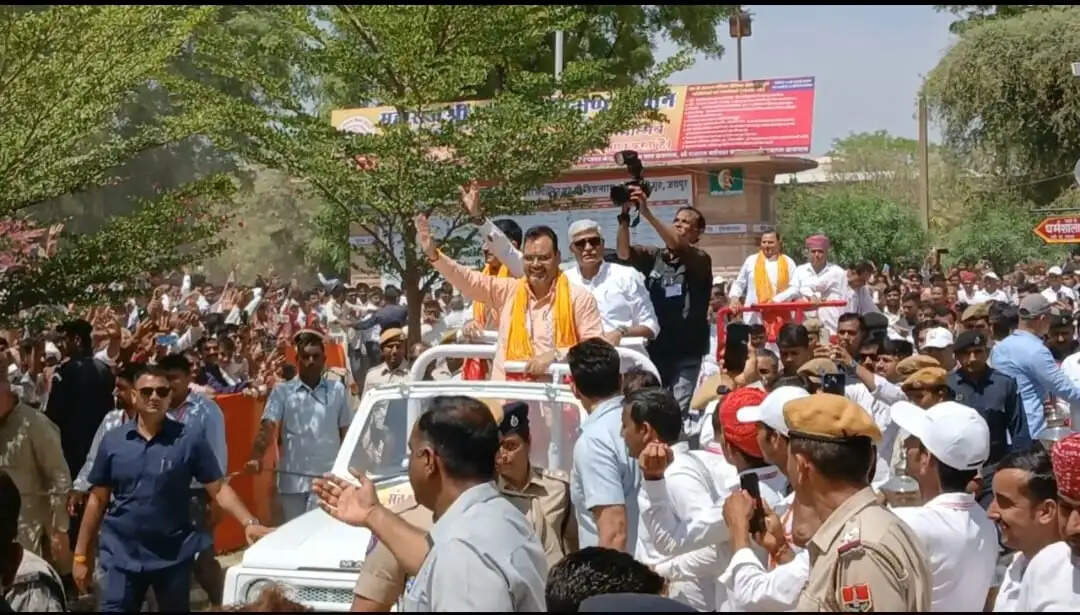 रामनवमी : शहर में धूूमधाम से निकली रामजी की सवारी, मुखयमंत्री ने की शिरकत