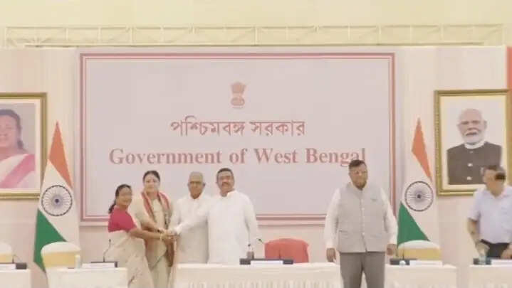 पश्चिम बंगाल में बुजुर्गों, दिव्यांगों और विधवाओं की पेंशन राशि में वृद्धि