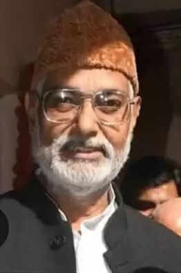 हमारे लोगों के नमाज पढ़ने पर मुकदमा, दूसरे के लिए सभी कुछ माफ - अतहर जमाल