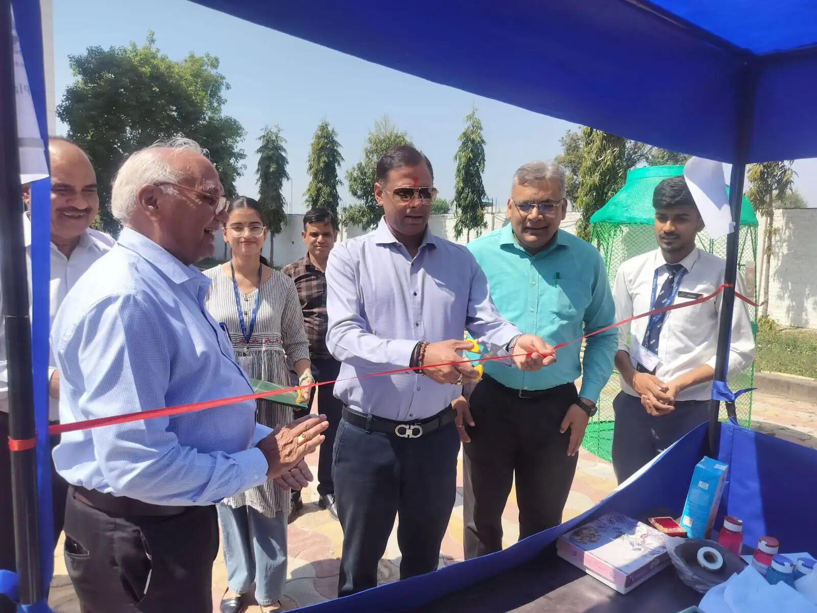 “फ्रूट जंक्शन” से छात्रों में उद्यमिता को मिलेगा बढ़ावा : प्रो. भरत राज सिंह